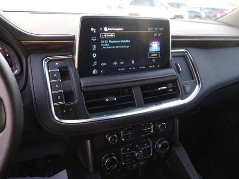 Used 2023 Chevrolet Tahoe Z71 w/ Z71 Off-Road Package image 19