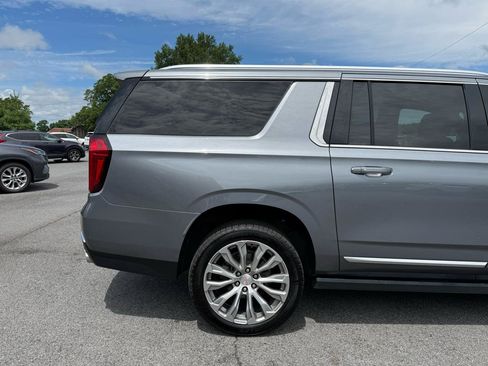 Used 2022 GMC Yukon XL Denali AWD/4WD image 45