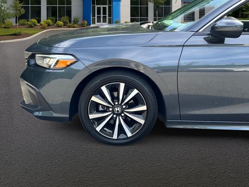 Used 2024 Honda Civic EX image 11