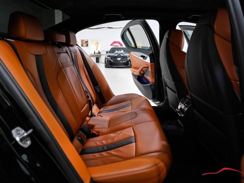 Used 2021 BMW M5 image 59