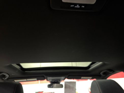 Used 2024 Honda CR-V Sport image 32