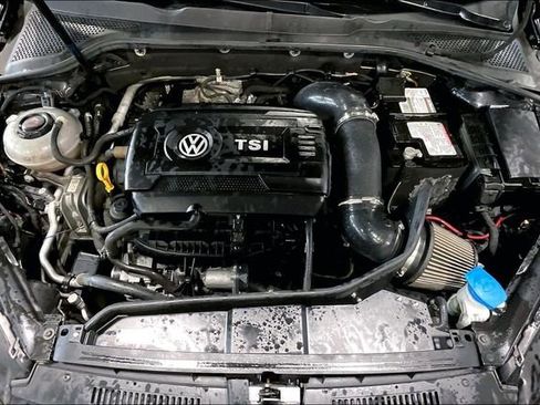 Used 2019 Volkswagen GTI S image 10