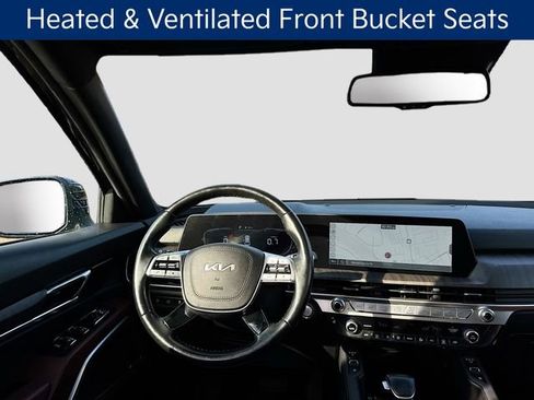 Used 2023 Kia Telluride EX w/ EX Captain's Chair Package image 26