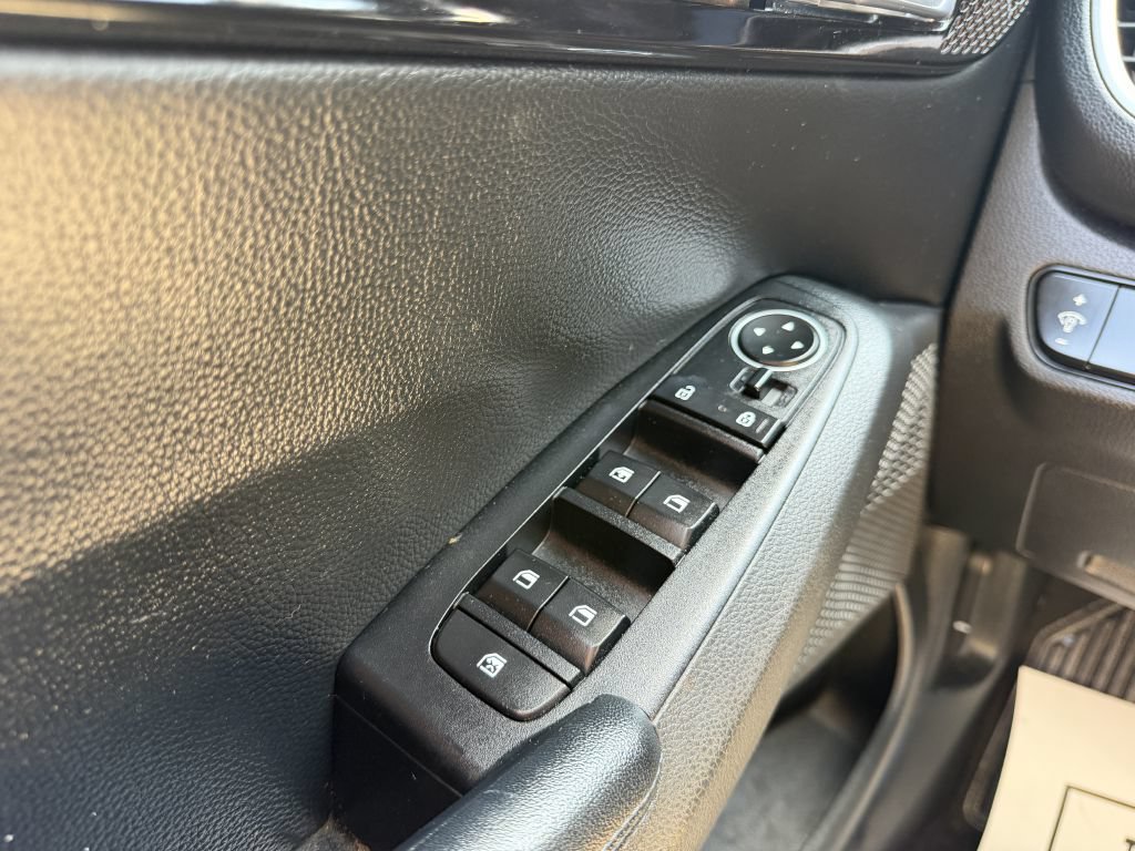 Used 2021 Kia Seltos S AWD/4WD image 19