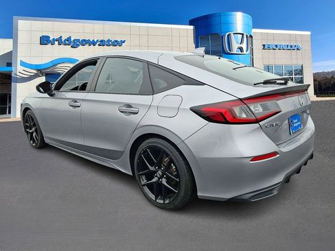 Used 2023 Honda Civic Sport image 4