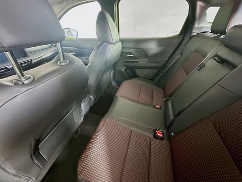Certified 2025 Nissan Kicks SR FWD image 31