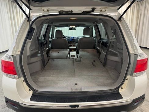 Used 2012 Toyota Highlander Limited image 32