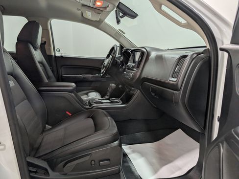 Used 2019 GMC Canyon All Terrain w/ Trailering Package image 18