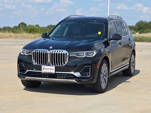 Used 2019 BMW X7 xDrive40i w/ Premium Package AWD/4WD image 3