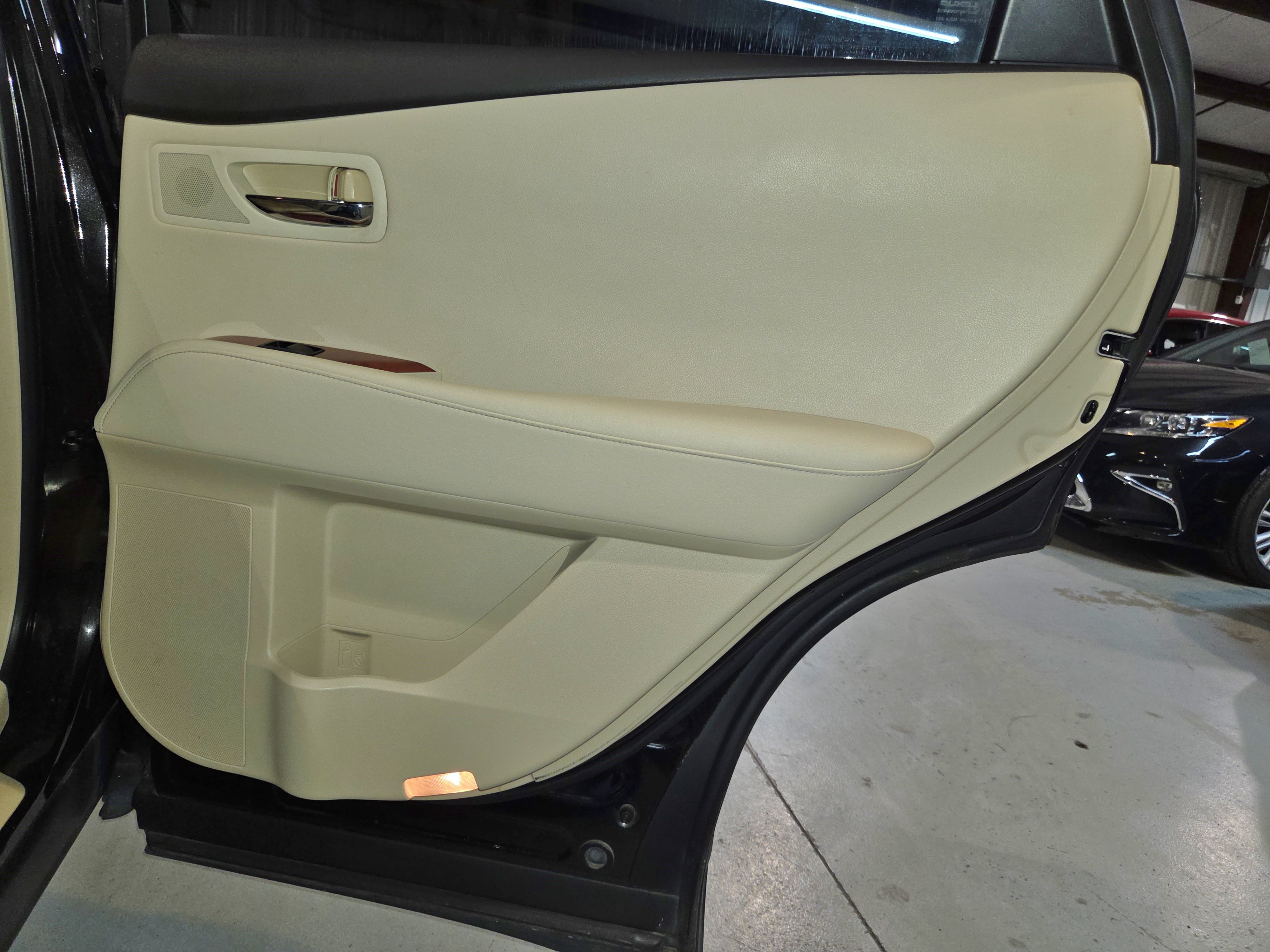 Used 2012 Lexus RX 350 AWD w/ Premium Pkg image 25