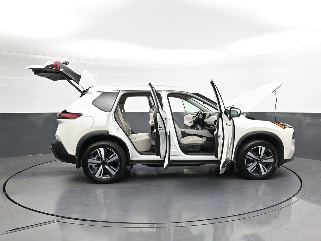 Certified 2023 Nissan Rogue SL w/ SL Premium Package AWD/4WD image 43