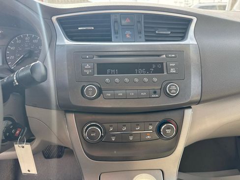Used 2014 Nissan Sentra S image 17