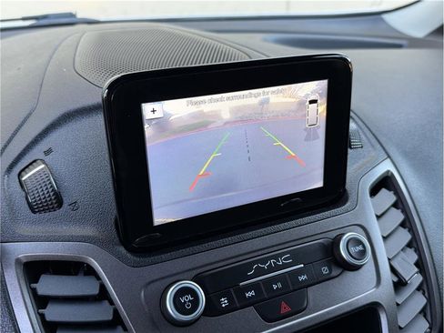 Used 2020 Ford Transit Connect XL image 9