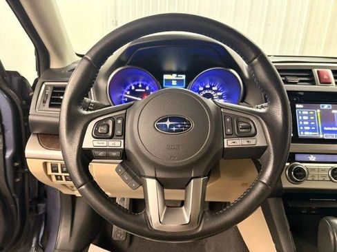 Used 2017 Subaru Outback 3.6R Limited AWD/4WD image 11
