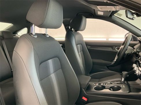 Used 2023 Honda Civic Sport image 25