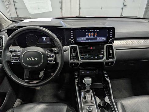 Used 2022 Kia Sorento SX AWD/4WD image 16