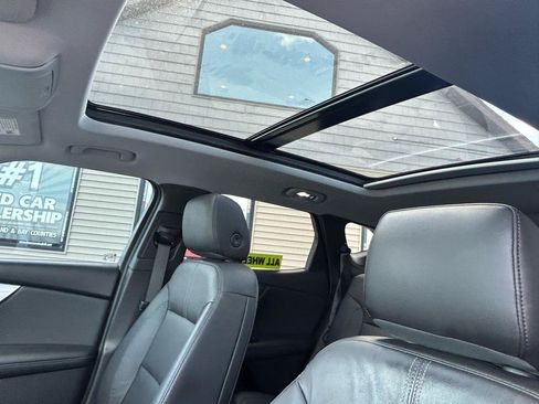 Used 2020 Chevrolet Blazer LT w/ LPO, Floor Liner Package AWD/4WD image 18
