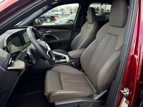 Certified 2025 Audi Q5 Premium Plus w/ Premium Plus AWD/4WD image 24