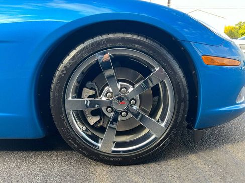 Used 2008 Chevrolet Corvette Coupe w/ Preferred Equipment Group RWD image 24