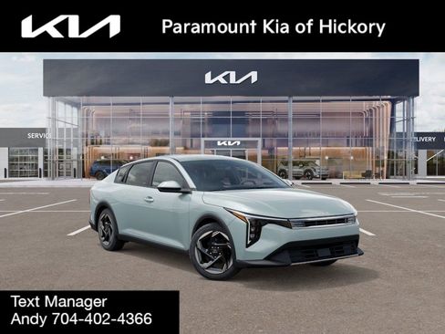New 2025 Kia K4 EX image 8