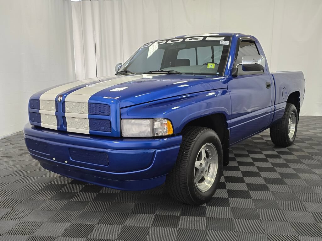 Used 1996 Dodge Ram 1500 Truck 2WD Regular Cab image 1