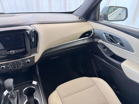 Used 2023 Chevrolet Traverse LS w/ Safety Package FWD image 27