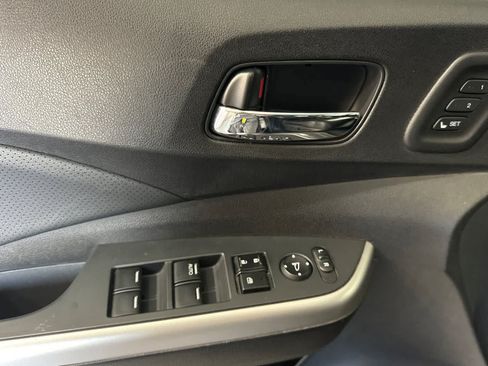 Used 2015 Honda CR-V Touring image 15