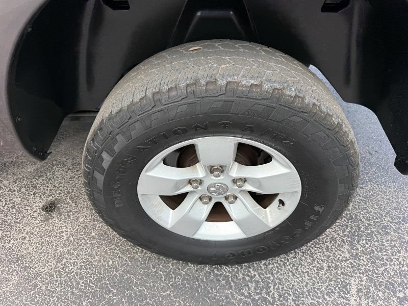 Used 2020 RAM 1500 Tradesman w/ Chrome Appearance Group AWD/4WD image 29
