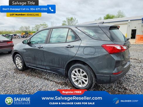 Used 2020 Chevrolet Equinox LS FWD image 3