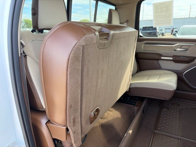 Used 2019 RAM 1500 Laramie AWD/4WD image 46