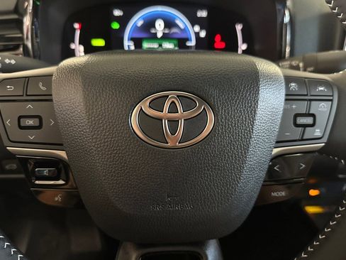 New 2026 Toyota Camry SE image 26