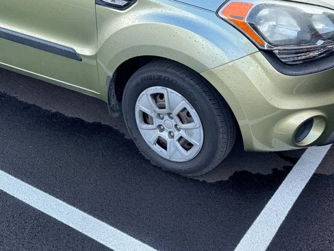 Used 2013 Kia Soul FWD image 8