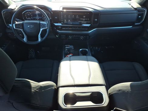 Certified 2024 Chevrolet Silverado 1500 LT Trail Boss w/ Convenience Package II image 11