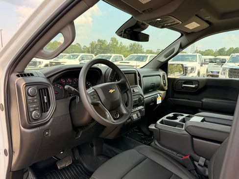 New 2026 Chevrolet Silverado 1500 W/T w/ WT Value Package AWD/4WD image 13