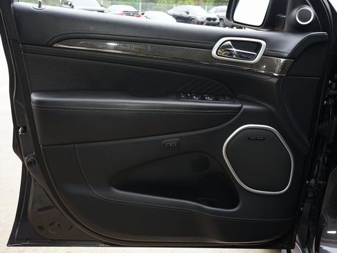 Used 2018 Jeep Grand Cherokee Trackhawk image 23