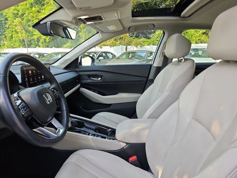 Used 2023 Honda Accord Touring image 23