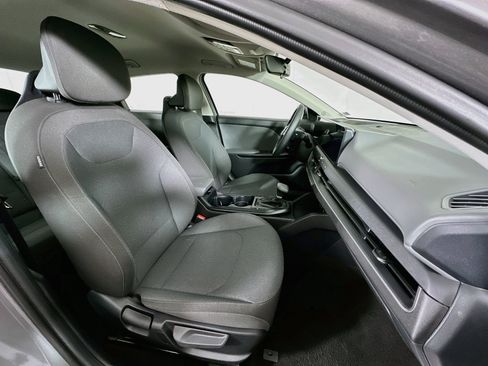 Used 2025 Kia K4 FWD image 29