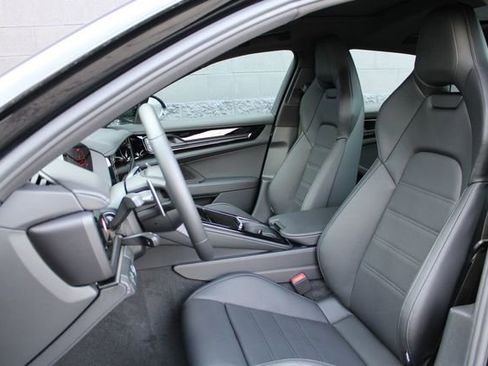 Certified 2026 Porsche Panamera 4S AWD/4WD image 5