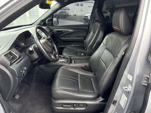 Used 2023 Honda Passport TrailSport image 14