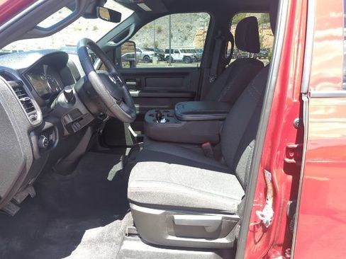 Used 2026 RAM 2500 Tradesman AWD/4WD image 5