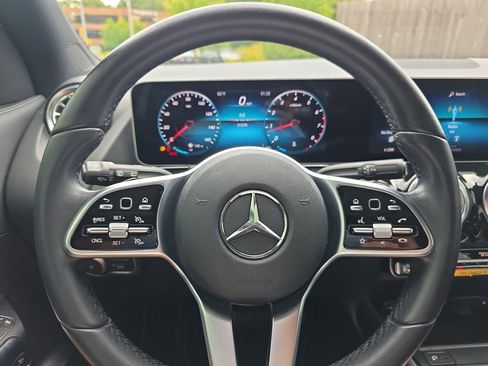 Used 2021 Mercedes-Benz GLA 250 image 20