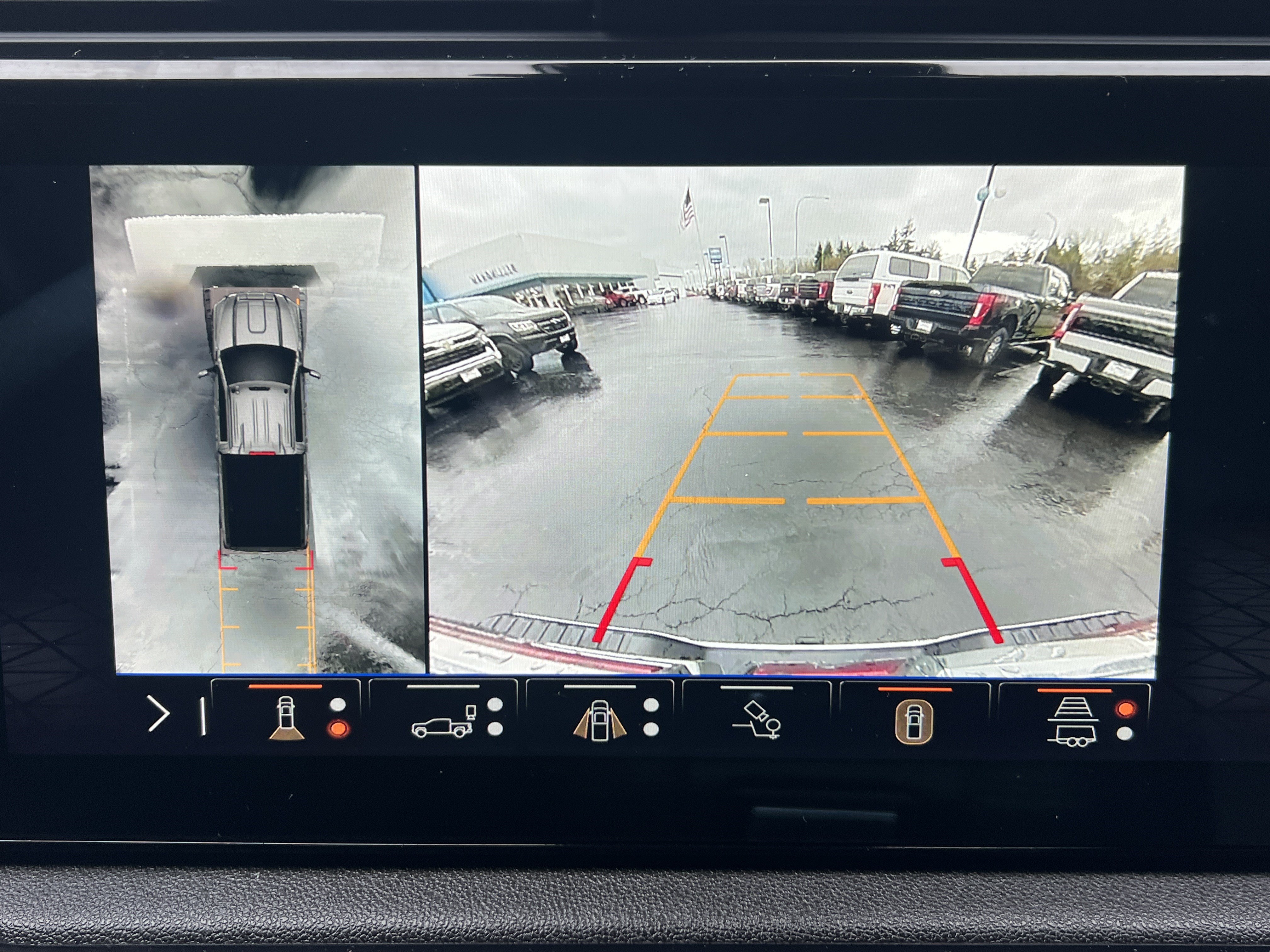 Used 2024 GMC Sierra 3500 AT4 w/ AT4 Premium Plus Package AWD/4WD image 11