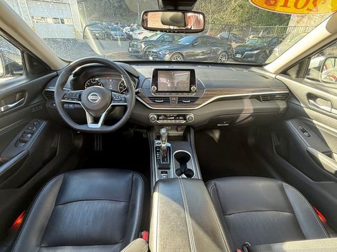 Used 2019 Nissan Altima 2.5 Platinum AWD/4WD image 9
