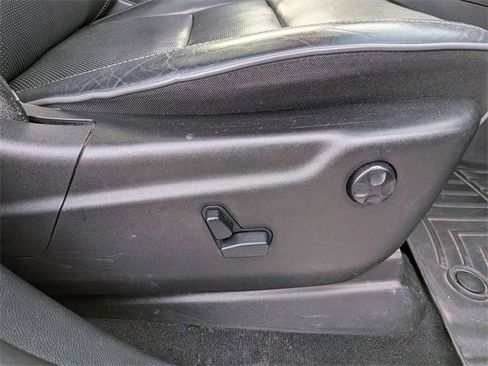 Used 2020 Jeep Grand Cherokee Overland image 37