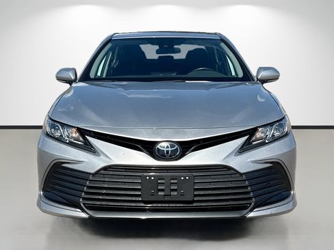 Used 2023 Toyota Camry LE w/ Cold Weather Package image 8