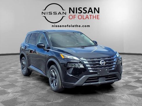 Used 2025 Nissan Rogue SV AWD/4WD image 26