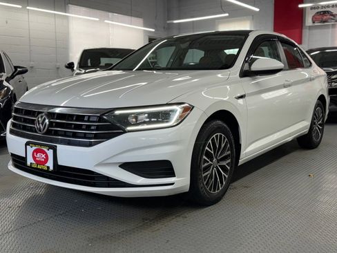 Used 2019 Volkswagen Jetta SEL image 1
