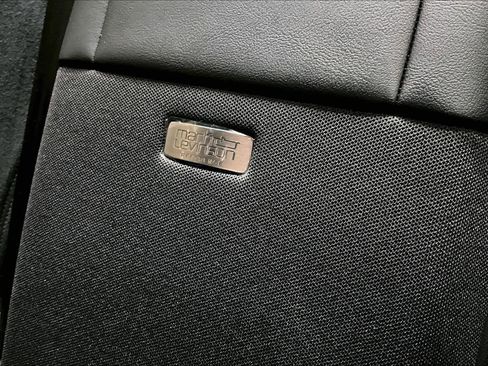 Used 2025 Lexus LC 500 Coupe w/ Performance Package image 33