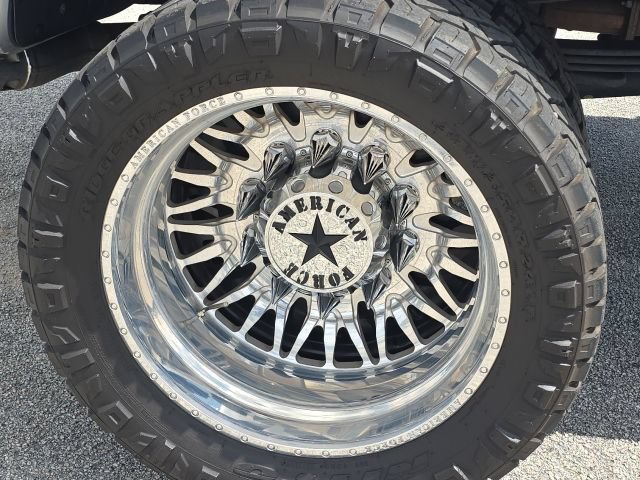 Used 2022 Ford F450 Platinum w/ FX4 Off-Road Package AWD/4WD image 13