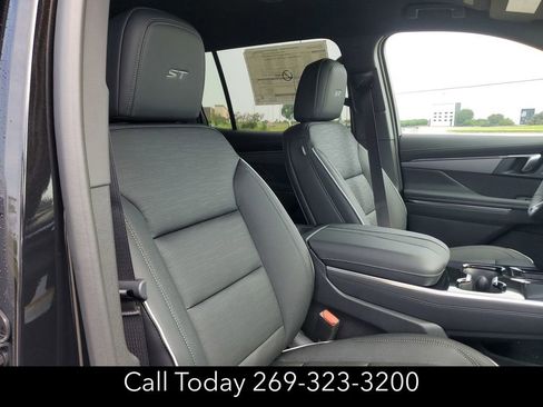 New 2026 Buick Enclave Sport Touring w/ Power Package image 29